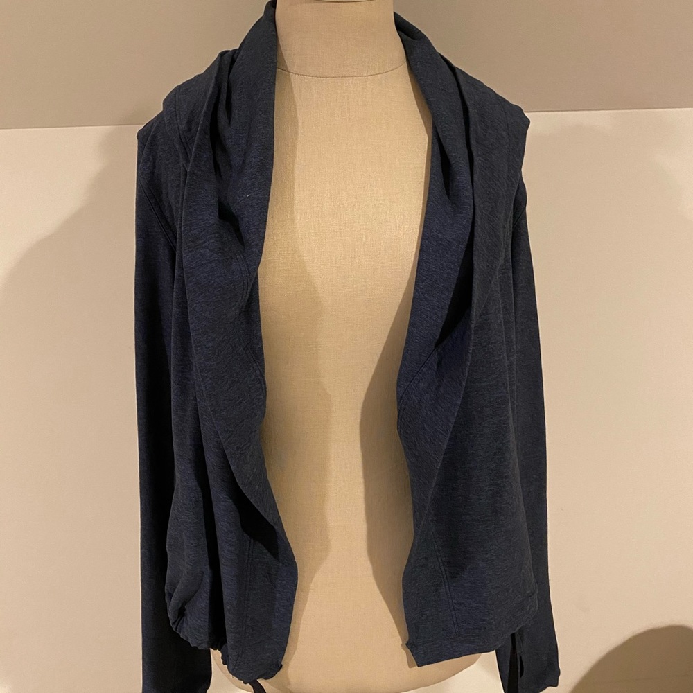 Lululemon Rulu Wrap - Picture 4 of 5